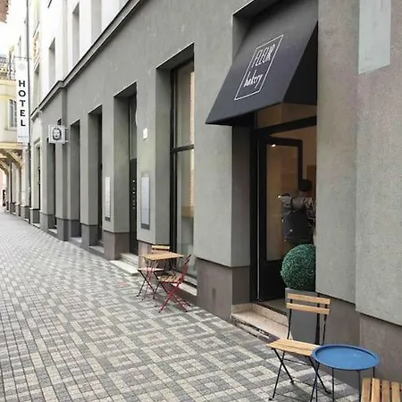Opera By Zoom Apartment